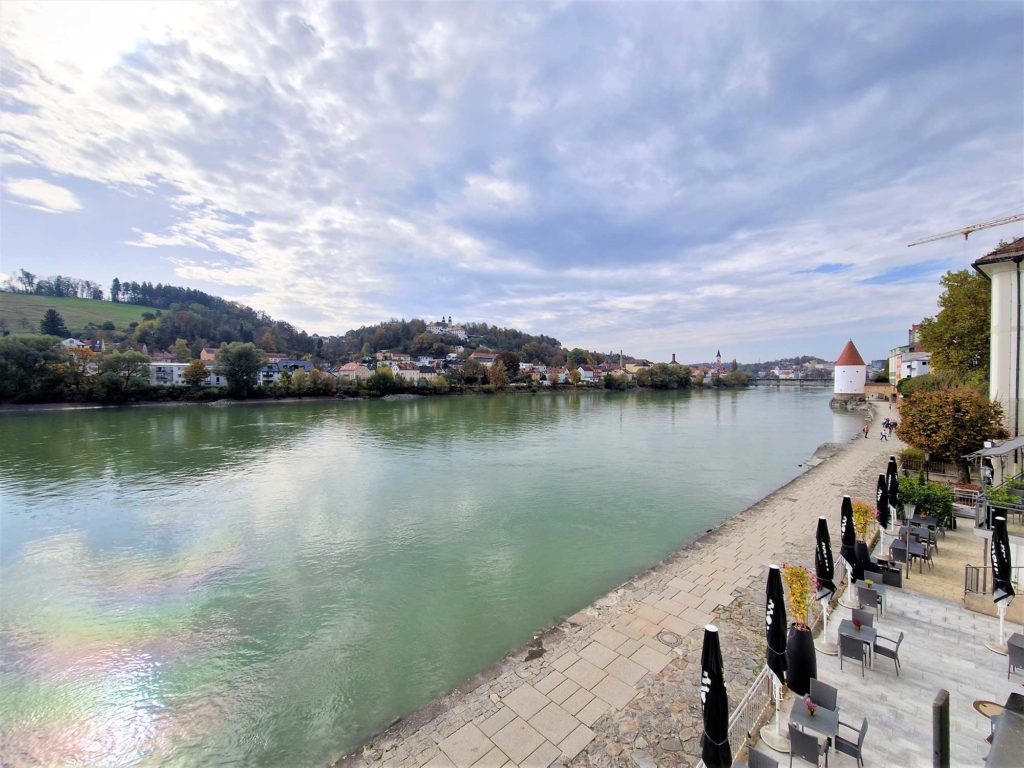 Ansicht auf den Inn - Hotel Schloss Ort am Passau